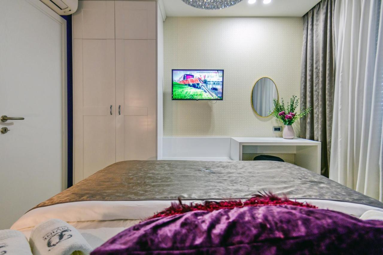 Divine Luxury Apartment Purple Zára Kültér fotó