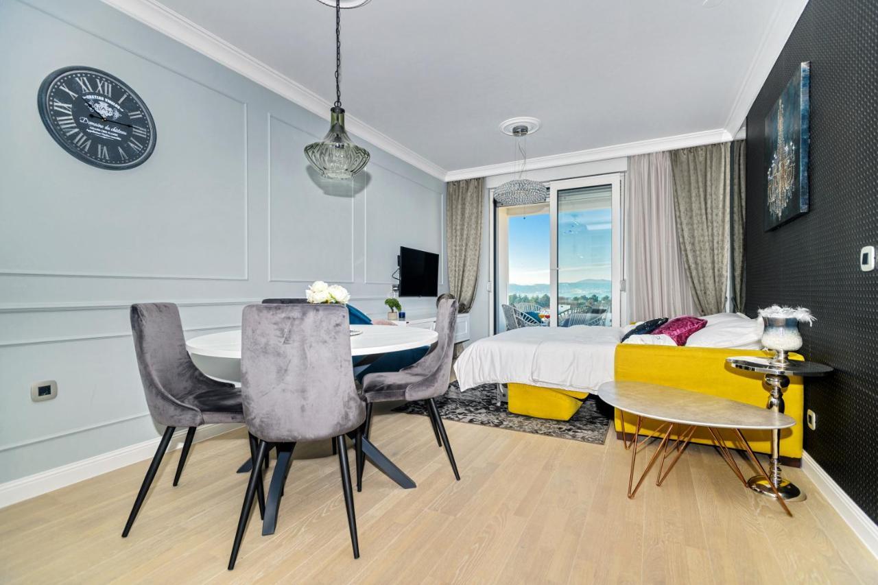 Divine Luxury Apartment Purple Zára Kültér fotó