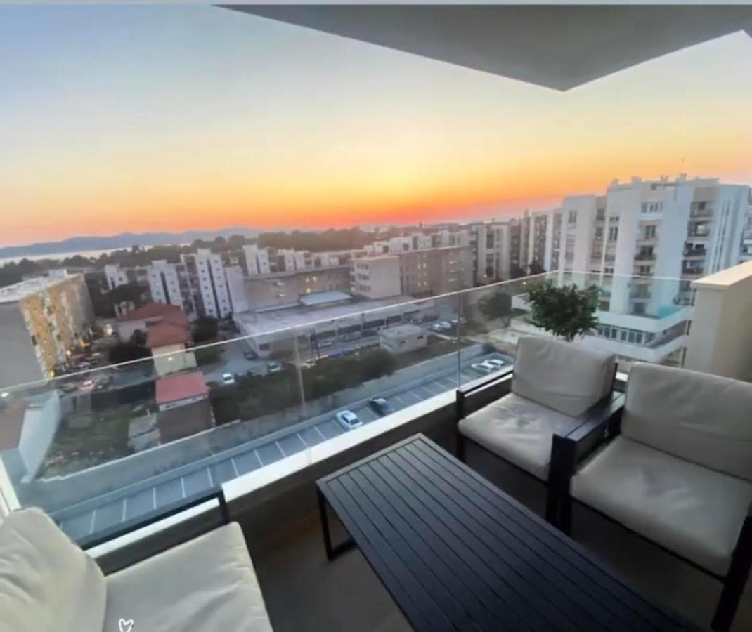 Divine Luxury Apartment Purple Zára Kültér fotó